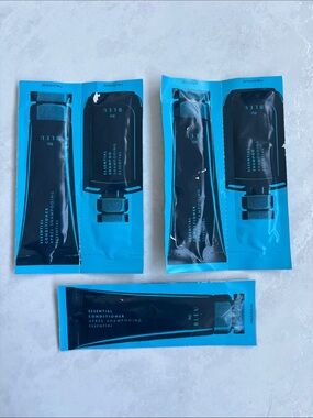 Set of R+Co ESSENTIAL Shampoo & Conditioner Samples